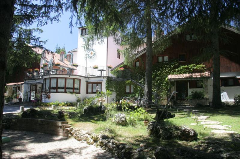 Lh Albergo Il Paradiso เปสกัสเซโรลี ภายนอก รูปภาพ
