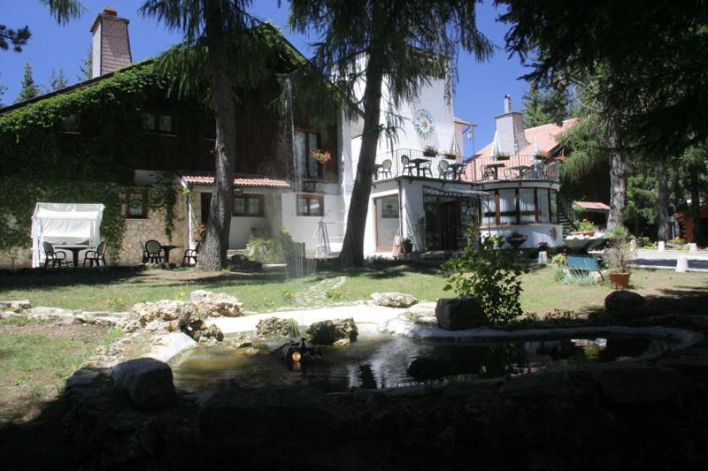 Lh Albergo Il Paradiso เปสกัสเซโรลี ภายนอก รูปภาพ