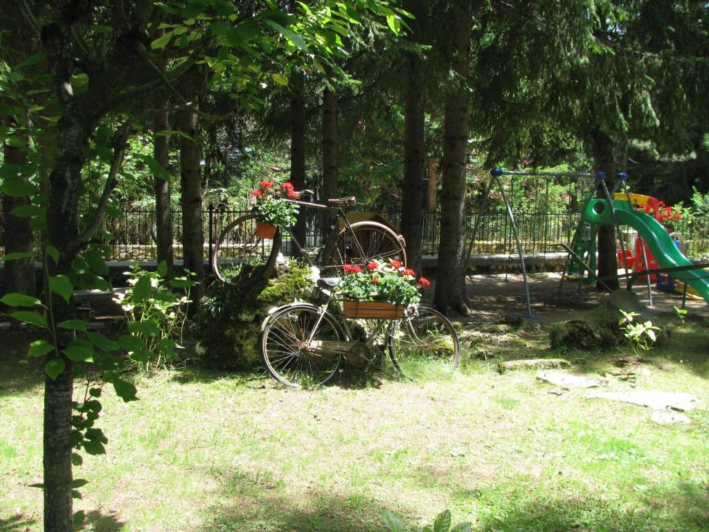 Lh Albergo Il Paradiso เปสกัสเซโรลี ภายนอก รูปภาพ